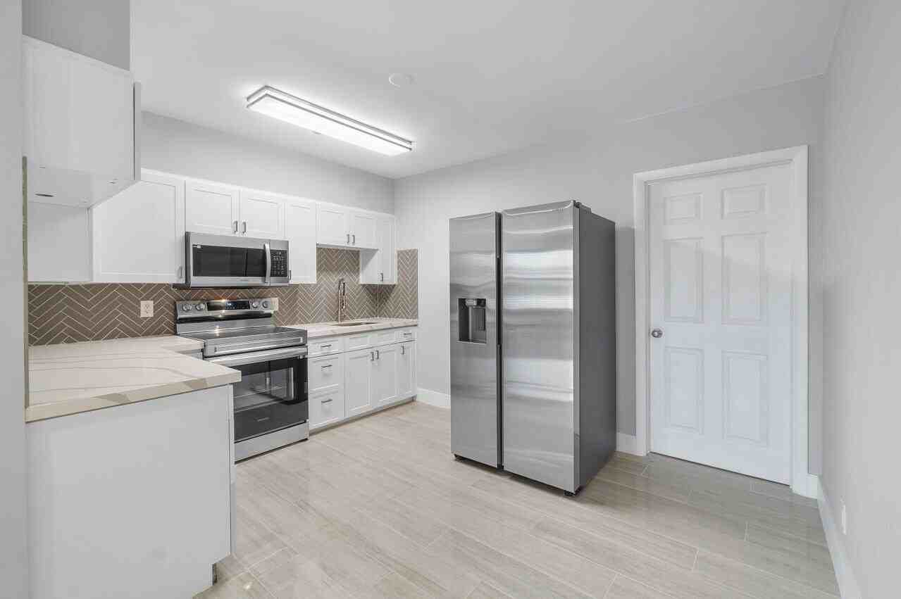 3048 N Dixie Hwy Highway - Photo 6 of 20