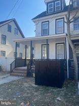 409 Vine St E - Photo 1 of 1