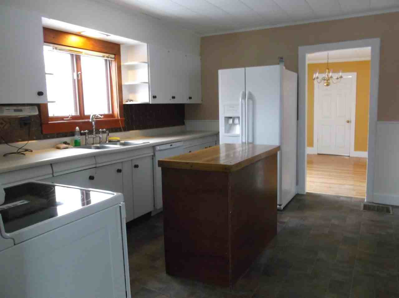 99 Lower Newton St - Photo 2 of 18