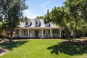 featured image of 3721 College Blf