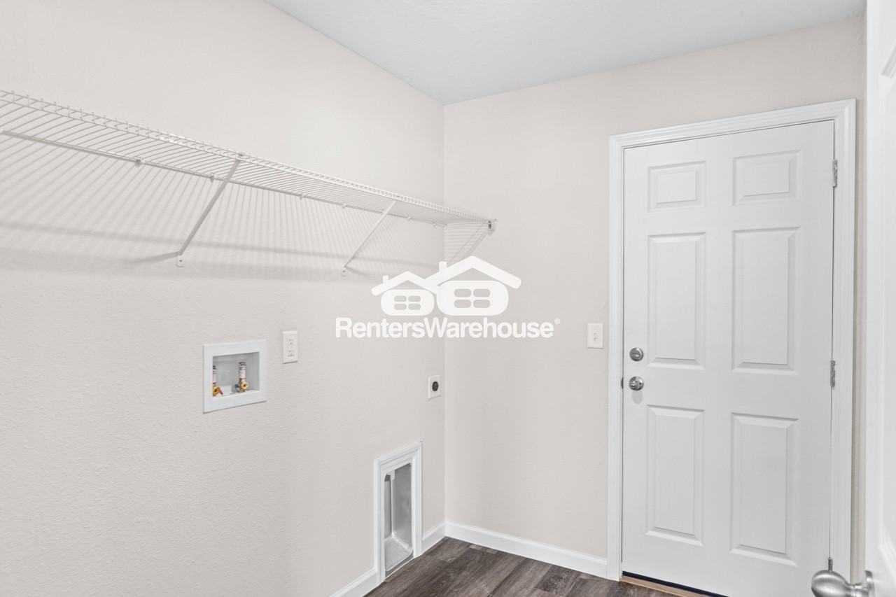 4243 Matador Dr - Photo 7 of 19