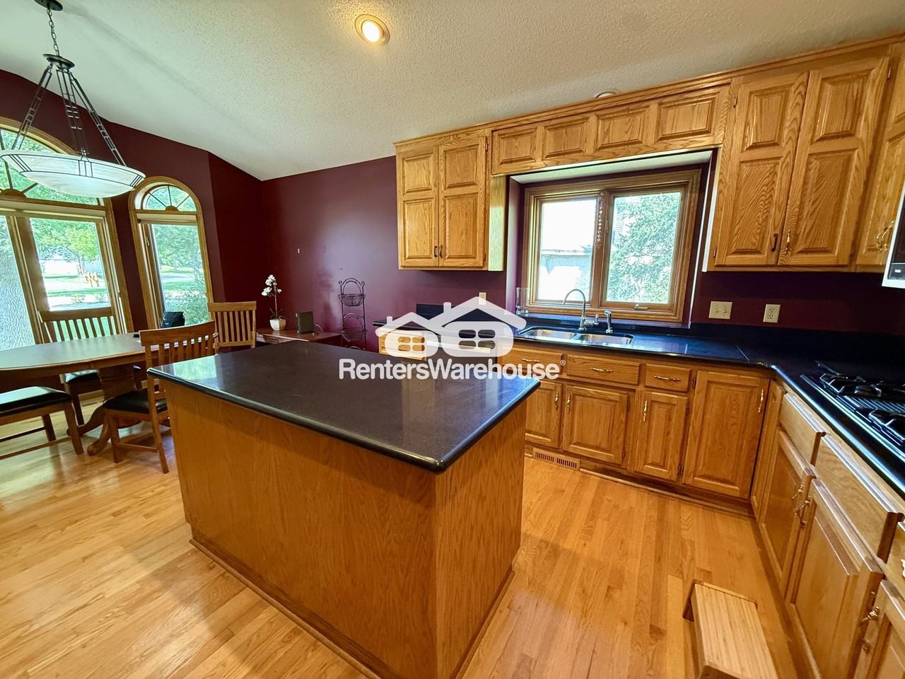 10445 Fawns Way - Photo 3 of 50