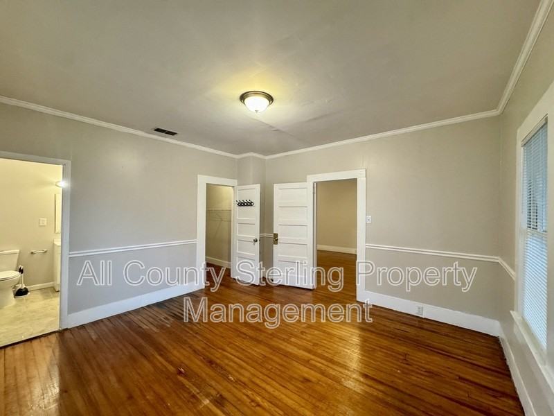 235 Southwest Columbia Avenue - Photo 7 of 20