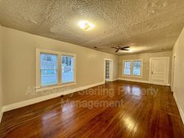 featured image of 235 Sw Columbia Ave