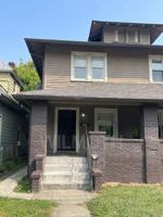 featured image of 4212 E Washington St