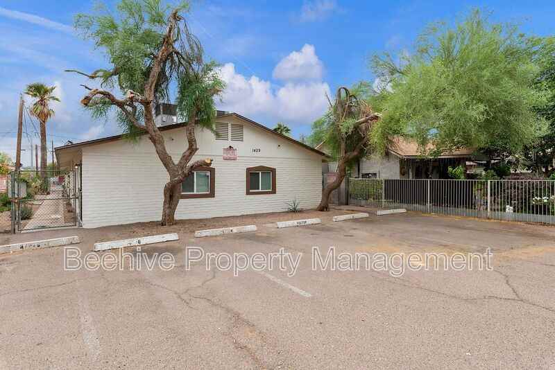 1429 E Fillmore St #7 - Photo 3 of 13