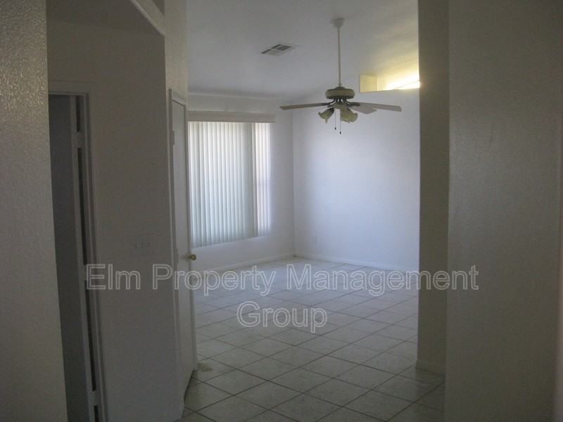 5716 Grand Entries Dr - Photo 2 of 10