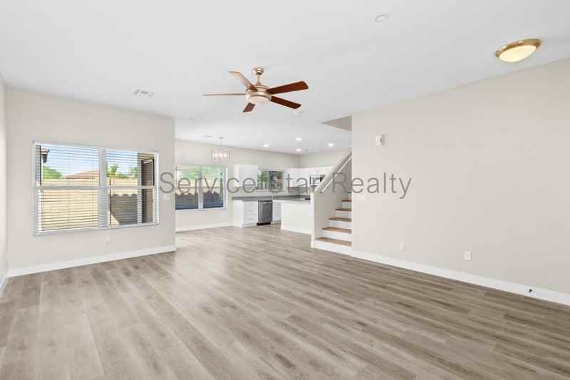 7500 E Deer Valley Rd #31 - Photo 5 of 22