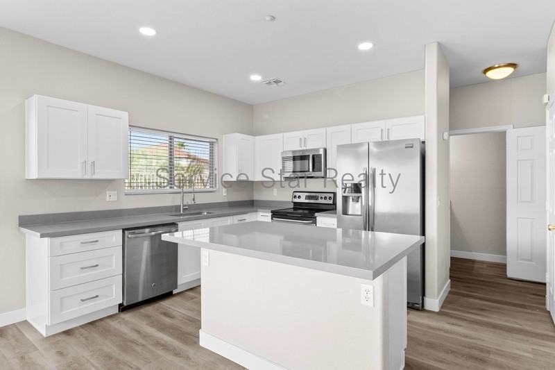 7500 E Deer Valley Rd #31 - Photo 7 of 22