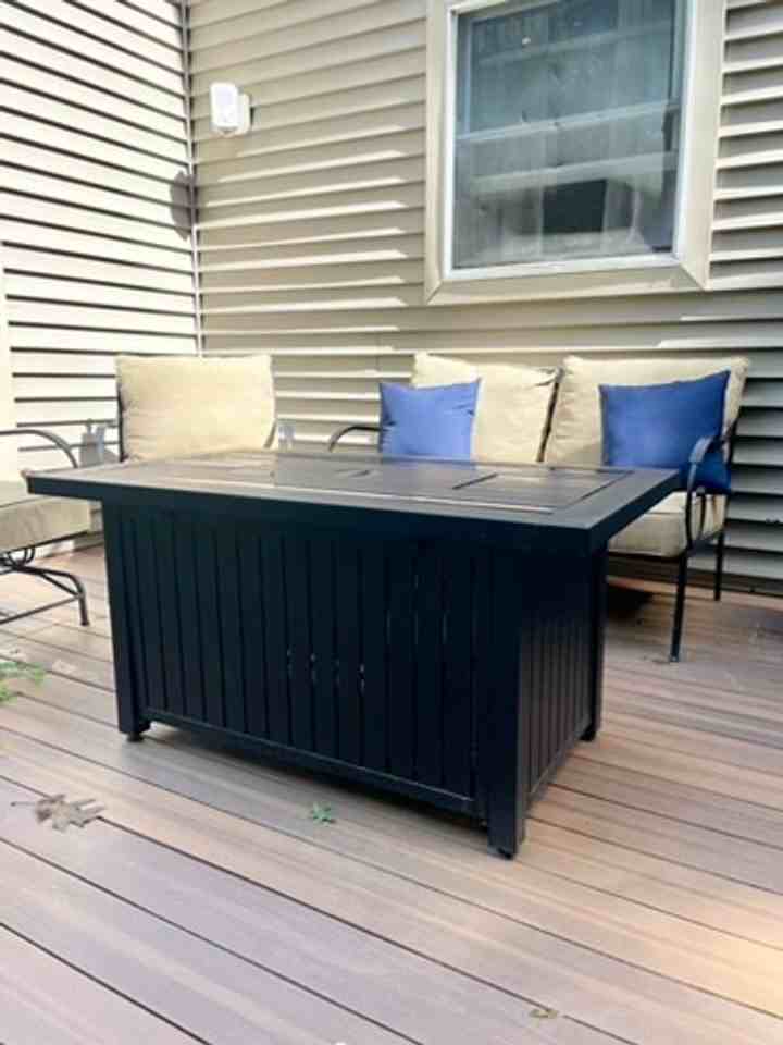 137 Hardy Rd - Photo 7 of 44