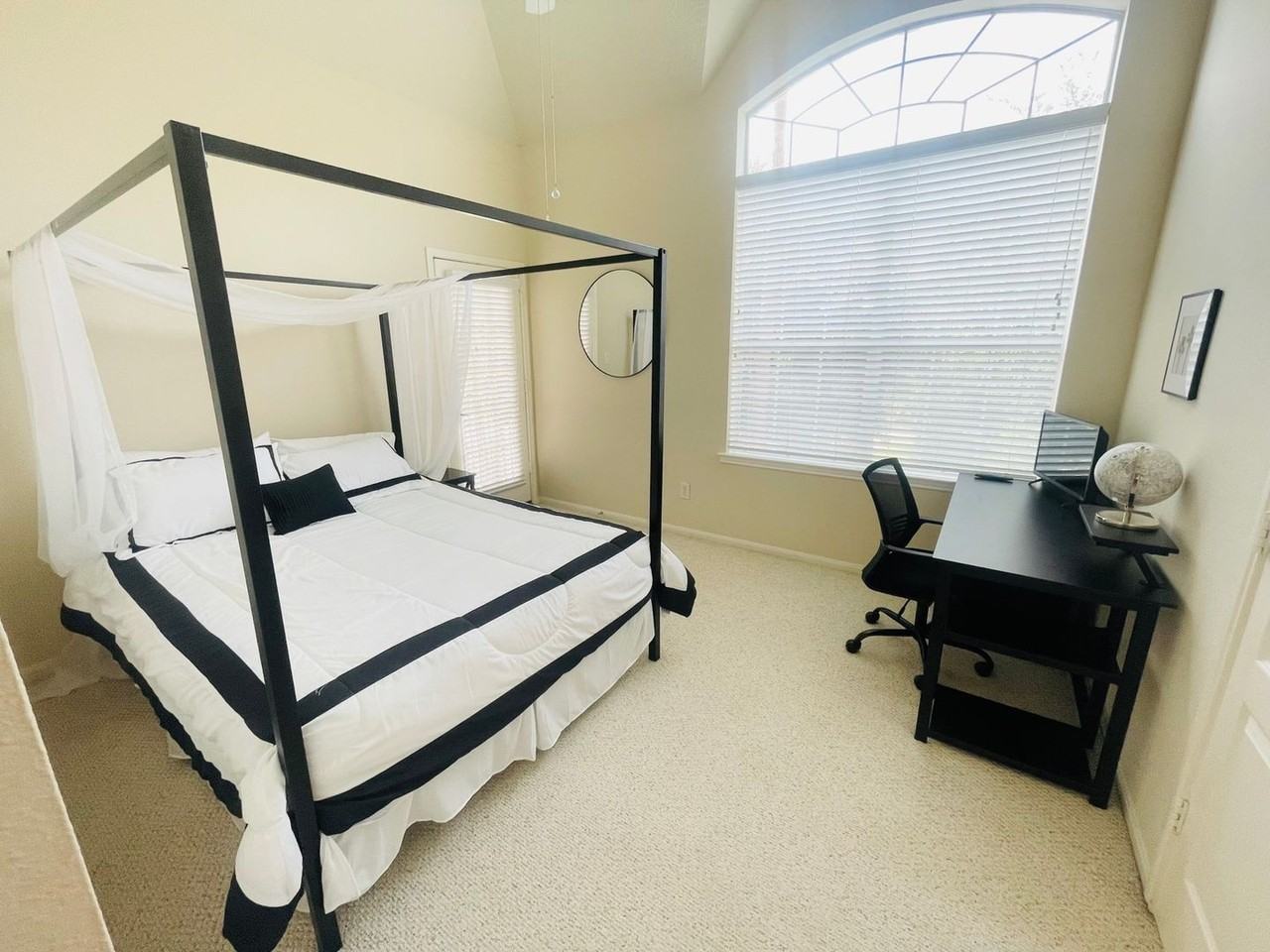 5457 Fairdale Ln - Photo 7 of 25