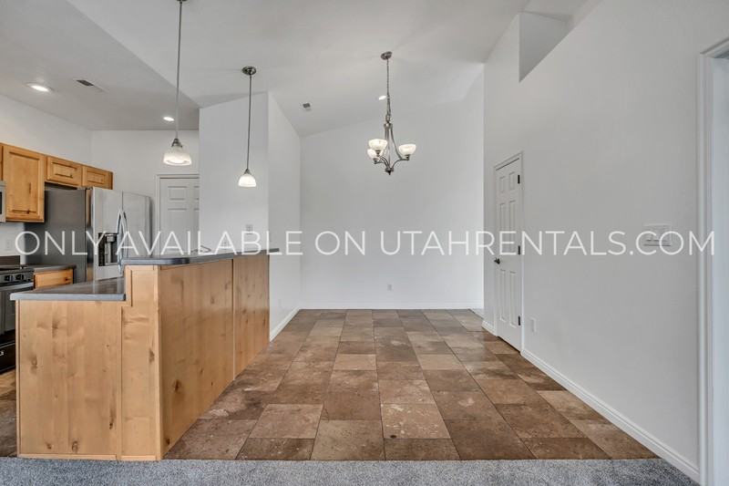 1028 Canyon Vista Rd #3 - Photo 7 of 29