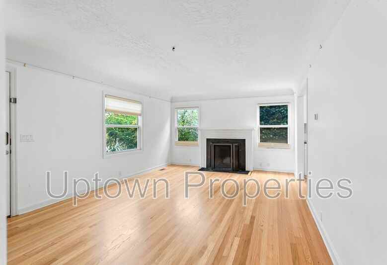 4036 Se Harrison St - Photo 2 of 46