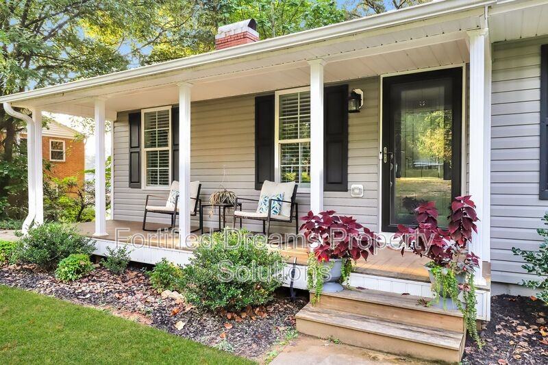 1420 Rankin Rd - Photo 3 of 20