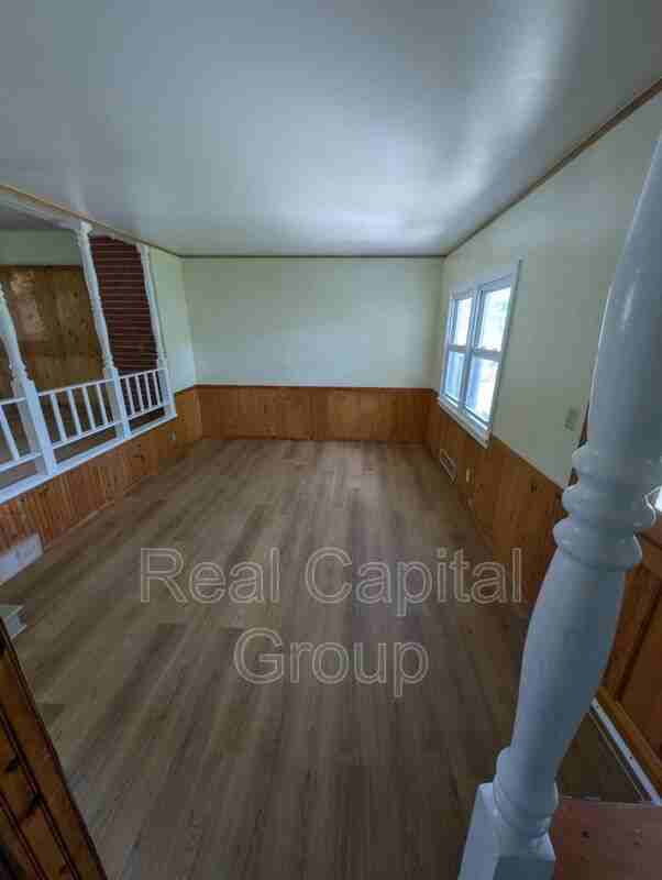 27 Kingswood Dr - Photo 4 of 14