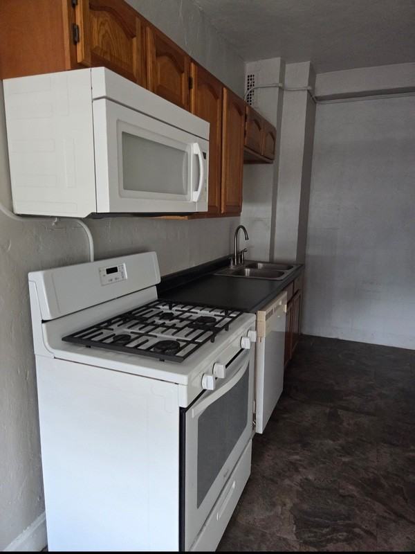 3541 N Meridian St #310 - Photo 5 of 8