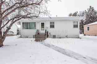 614 16th St N - Photo 1 of 1