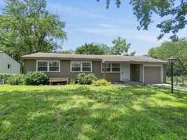 featured image of 6012 N Charlotte St