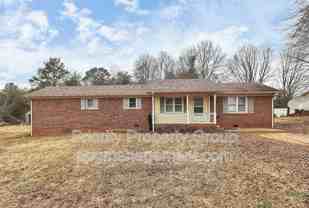 110 Maudie Ln - Photo 1 of 1