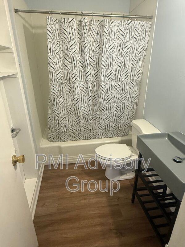 2014 Sw Van Buren St - Photo 6 of 6