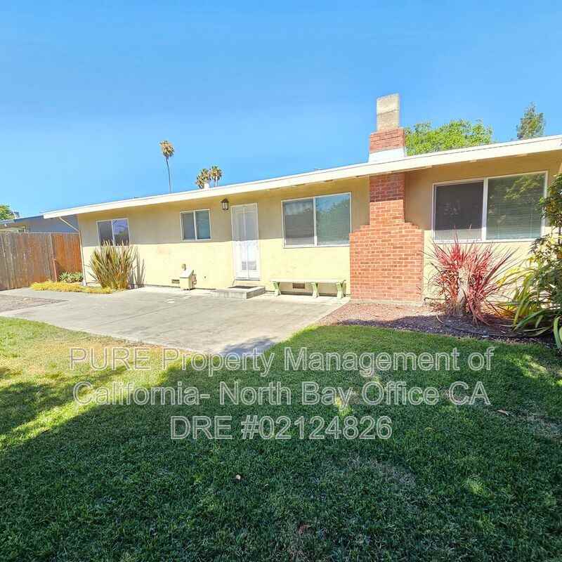 132 Arlington Dr - Photo 2 of 10