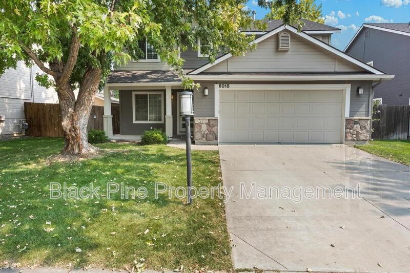 6018 N Silver Maple Ave - Photo 2 of 39