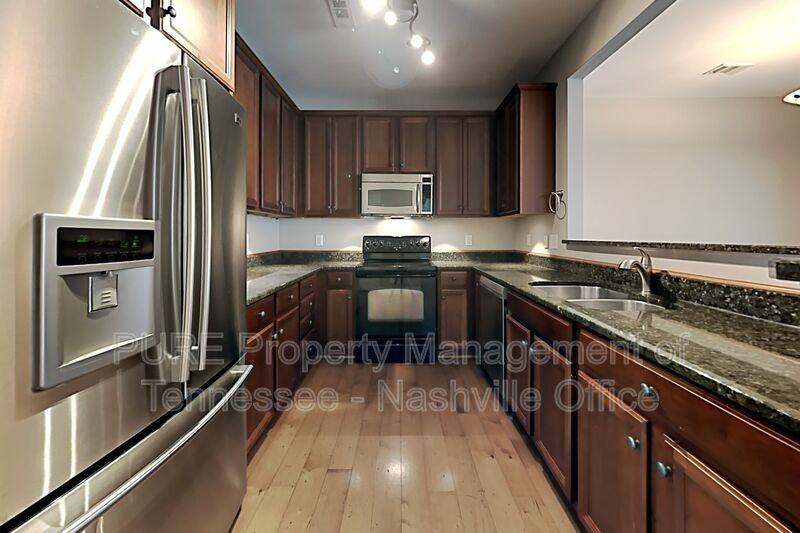 7539 Kemberton Ct - Photo 5 of 25