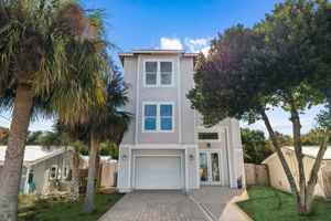 featured image of 21811 Palm Ave