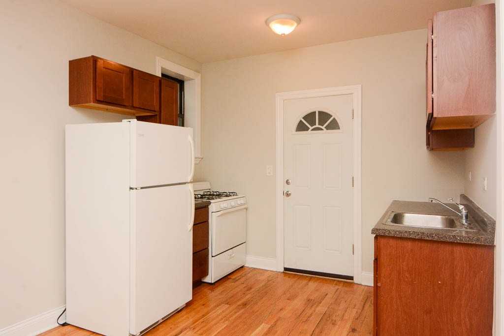 6265 West Cornelia Avenue #3E - Photo 3 of 21