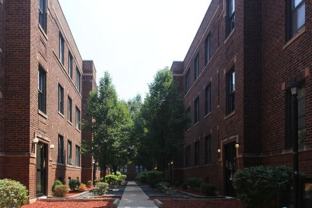 3823 N Fremont St #1W - Photo 1 of 1