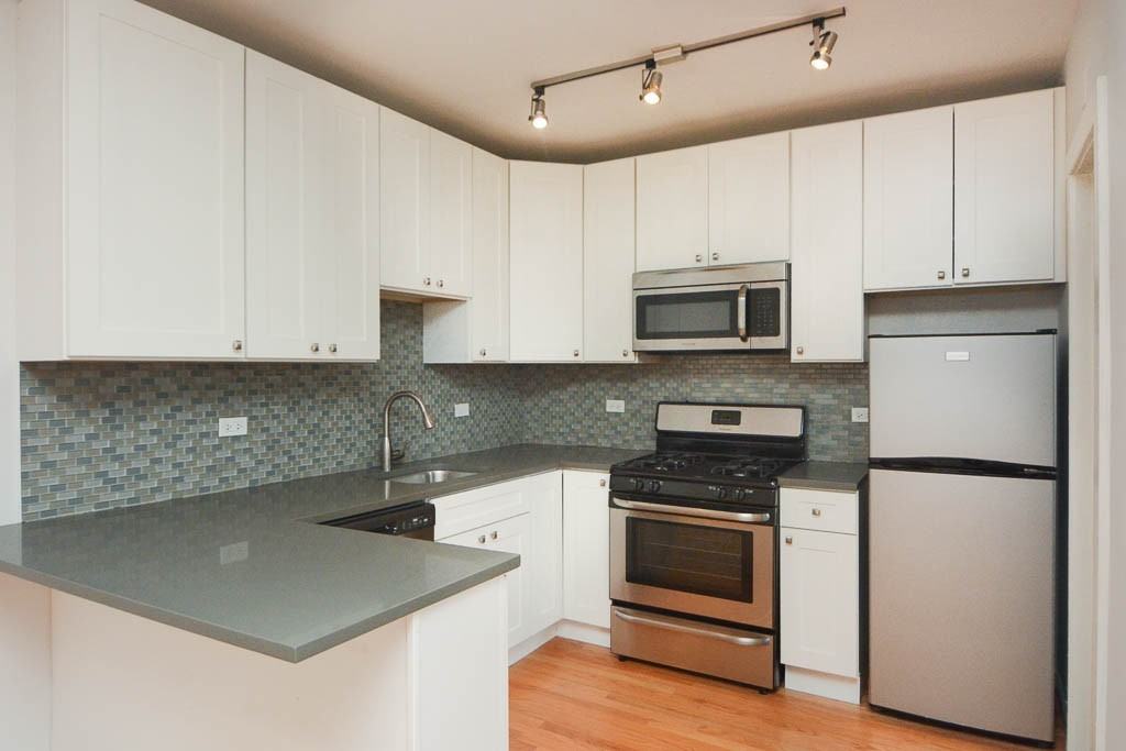 2834 W Palmer St #307 - Photo 3 of 18