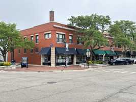 featured image of 347 Park Ave #2