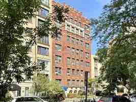 featured image of 434 West Wellington Avenue #504