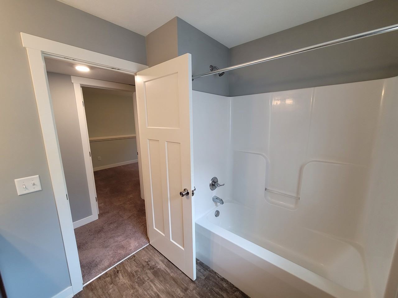 2727 Abigail St Se - Photo 6 of 20