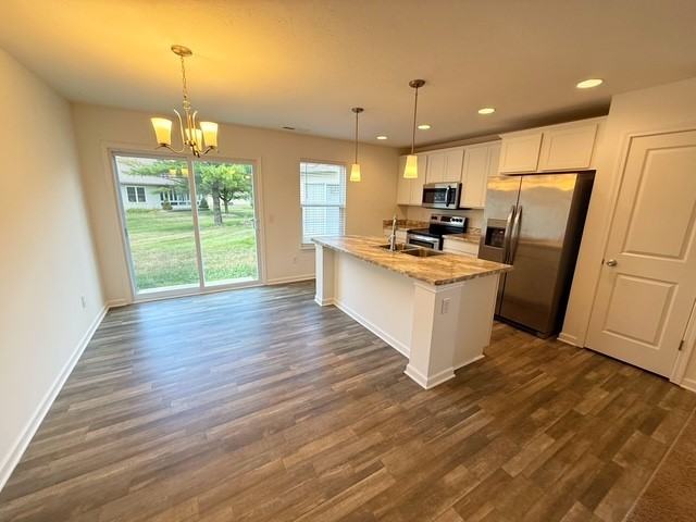 1228 Worcester Way - Photo 6 of 18