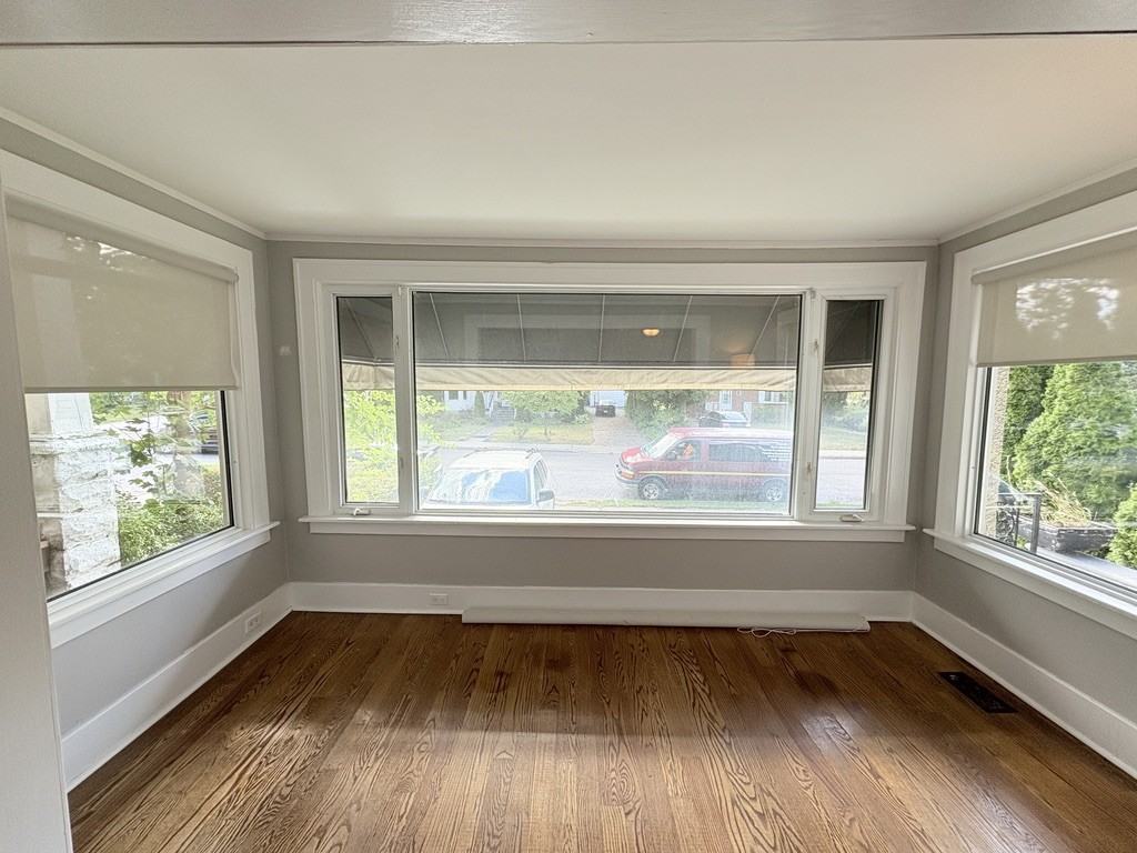 1258 Dougall Avenue - Photo 5 of 44