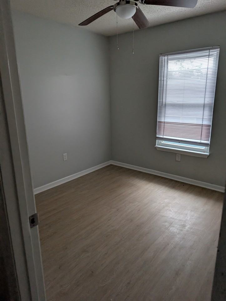 1251 Sumner Ave #D6 - Photo 2 of 8