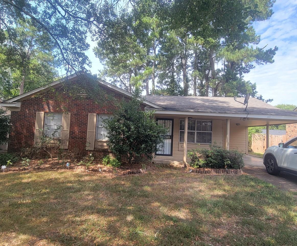 7619 Rockingham Drive