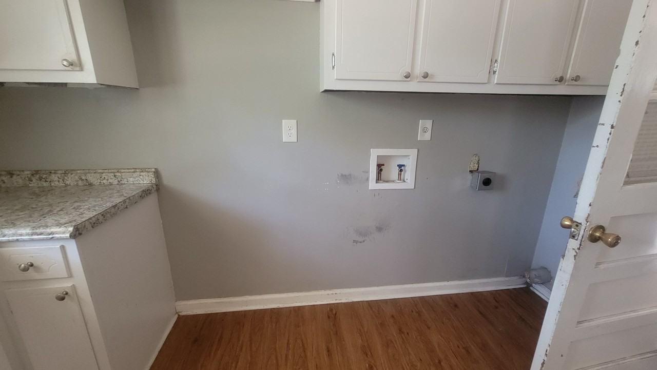 7619 Rockingham Drive - Photo 7 of 16