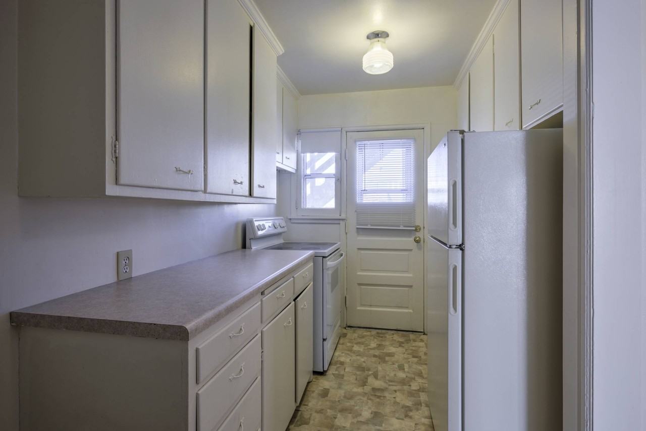 5508 Corby - Photo 4 of 35