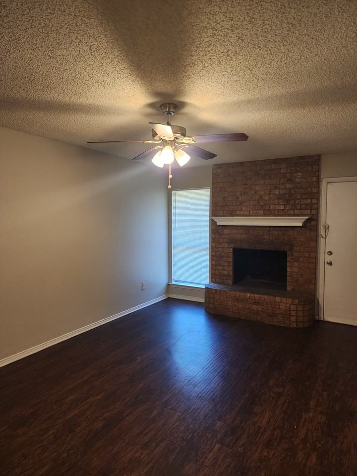 2625 Putnam St - Photo 3 of 16