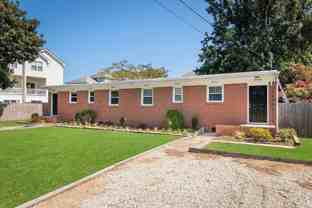 2444 Beaufort Ave - Photo 1 of 1