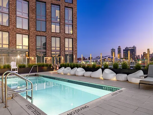 2385 3rd Ave - Photo 2 of 23