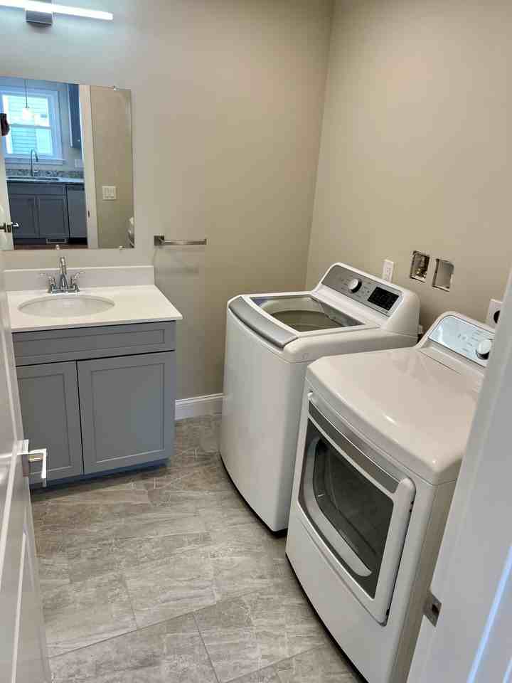 Garfield Ave - Photo 4 of 19