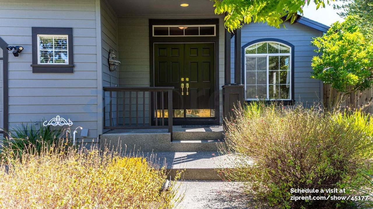 5420 Hazelwood Ct #1 - Photo 2 of 38