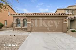 1671 E Maddison Cir - Photo 1 of 1