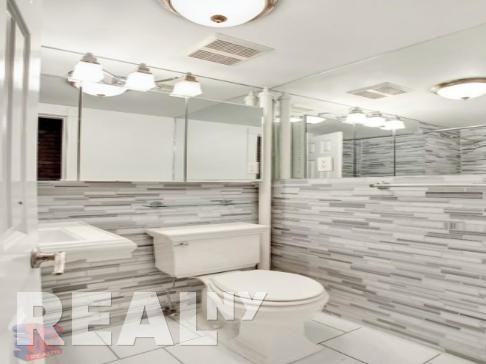 E 12th St #PHW - Photo 2 of 9