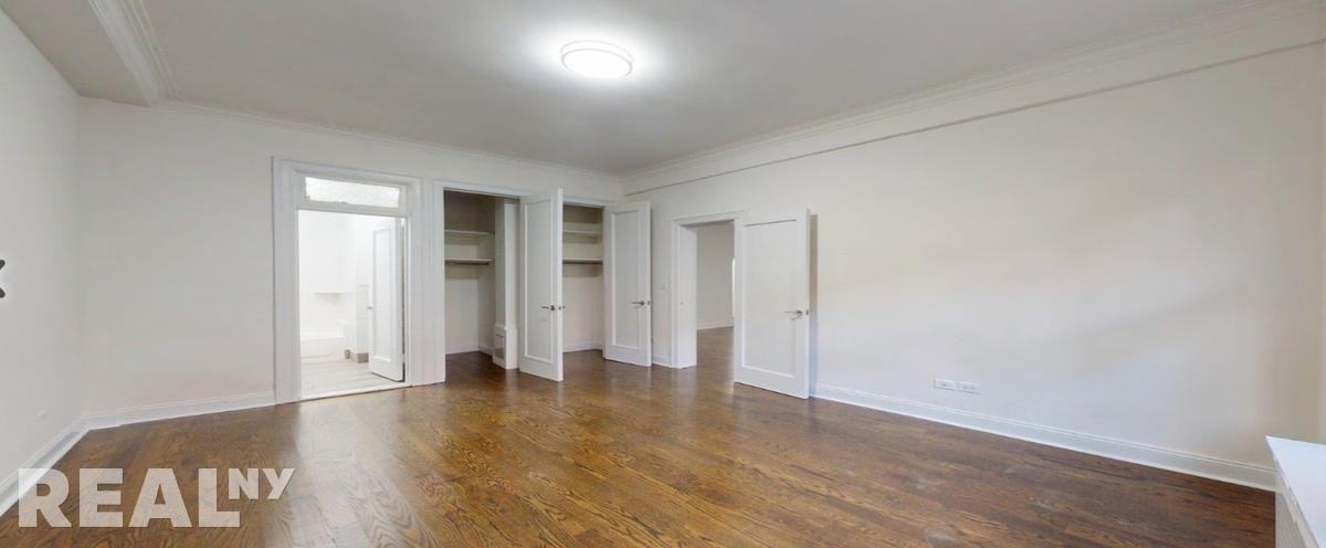 W 72nd St #2B - Photo 6 of 12