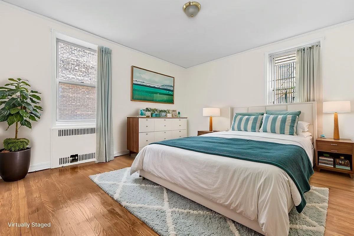 118th St #5M - Photo 2 of 6