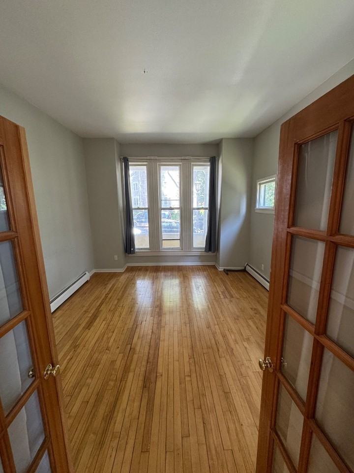 450 Dayton Ave - Photo 2 of 9